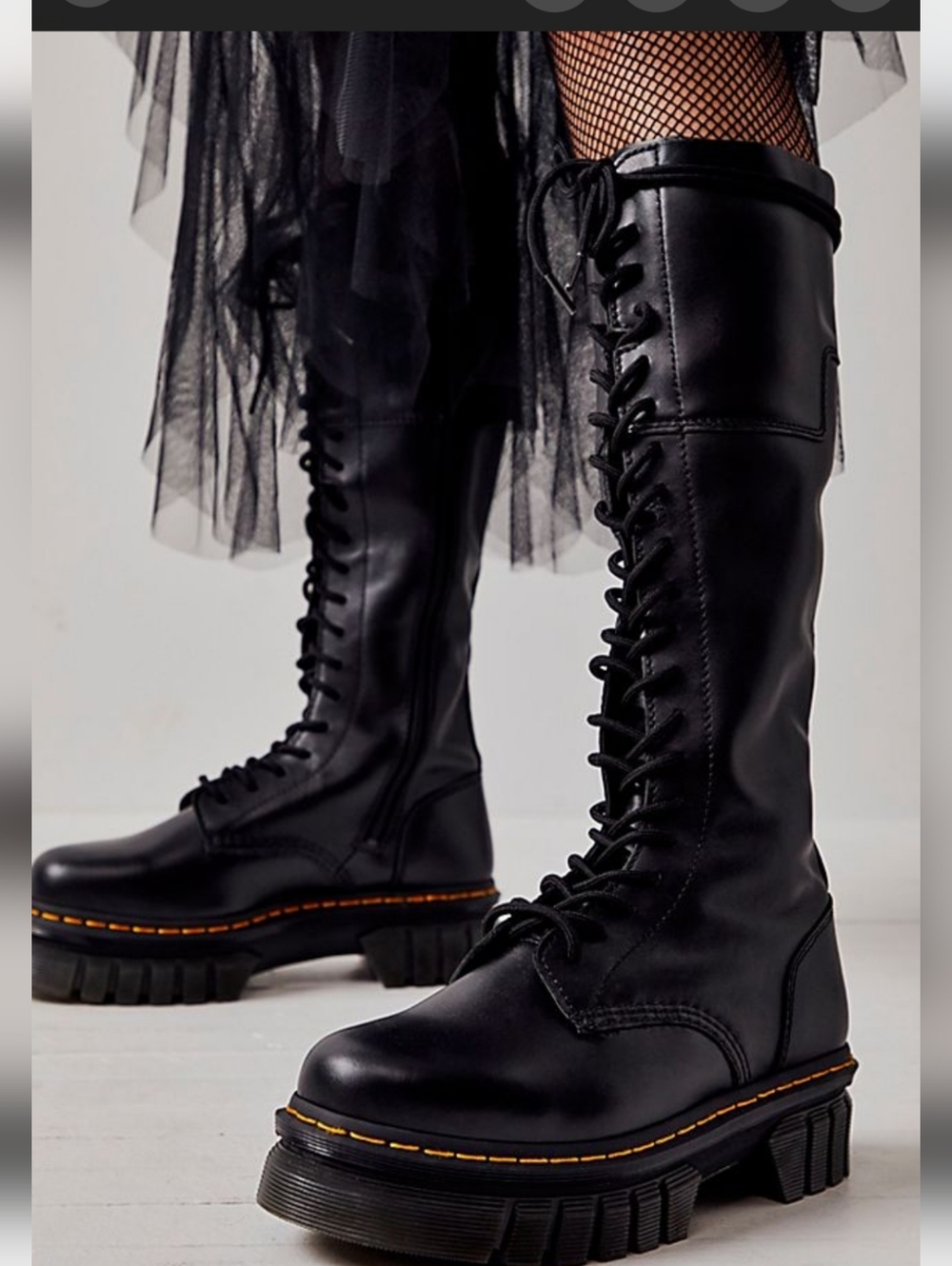 ISO Any Tall Lace Up Dr. Martens Size 41 / Size 9